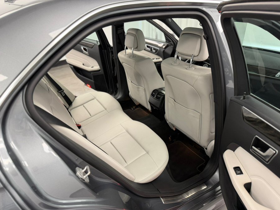 Used 2016 Mercedes-Benz E 350 4MATIC Sedan w/ Premium Package image 42