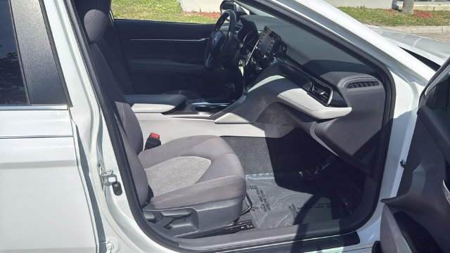Certified 2023 Toyota Camry LE FWD image 11