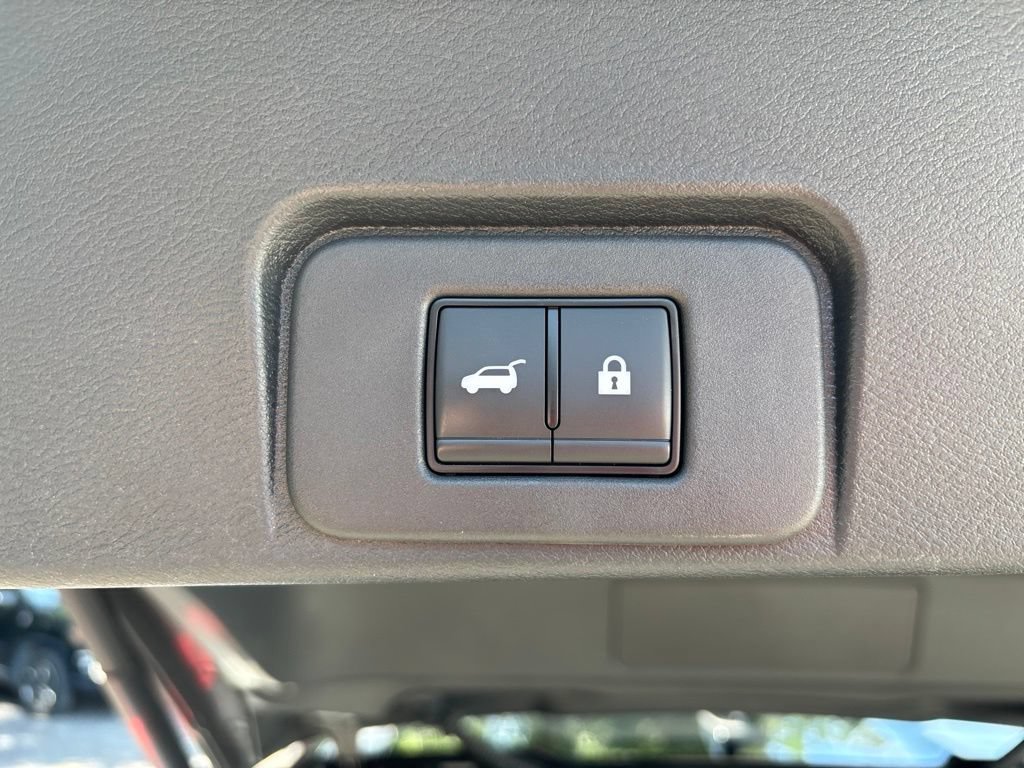 Certified 2023 Nissan Rogue Platinum w/ Platinum Premium Package AWD/4WD image 15