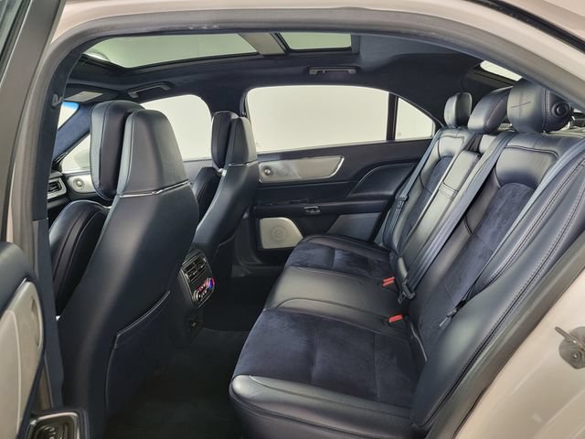 Used 2017 Lincoln Continental Black Label w/ Climate Package AWD/4WD image 15