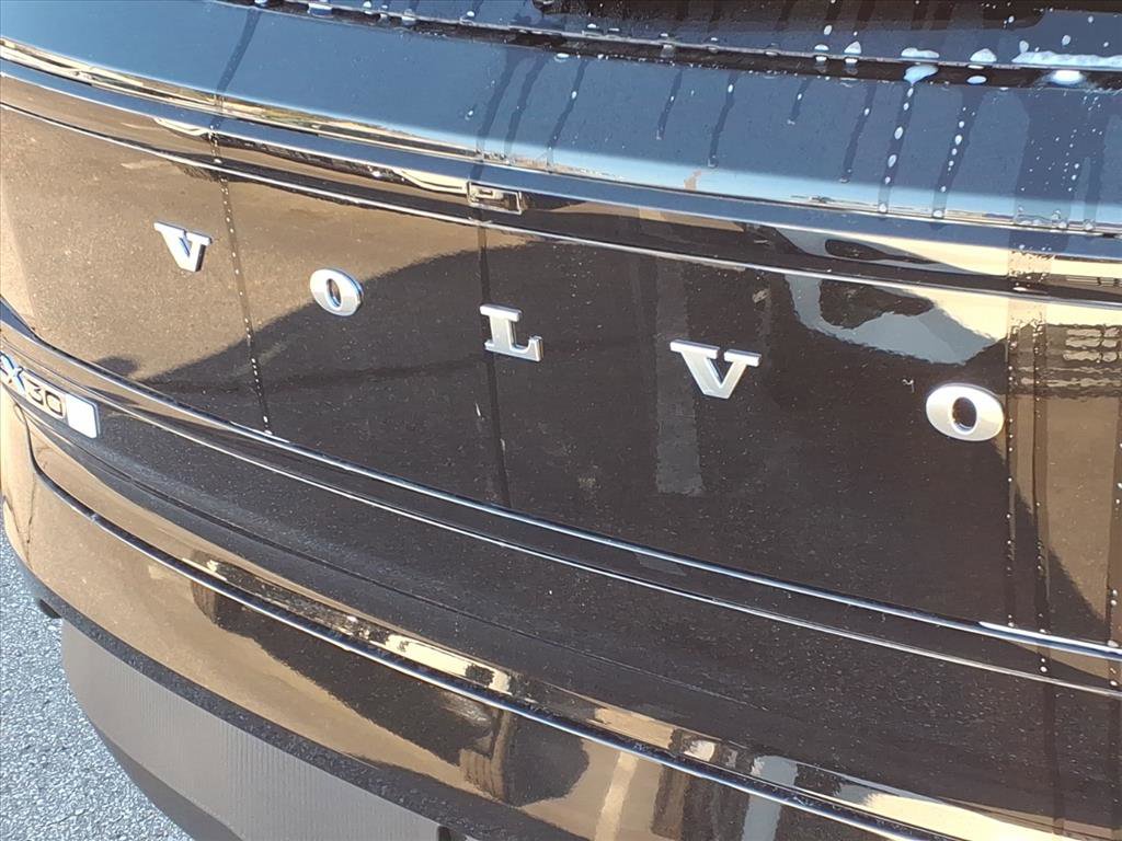 New 2026 Volvo EX30 Plus w/ Protection Package Premier AWD/4WD image 5