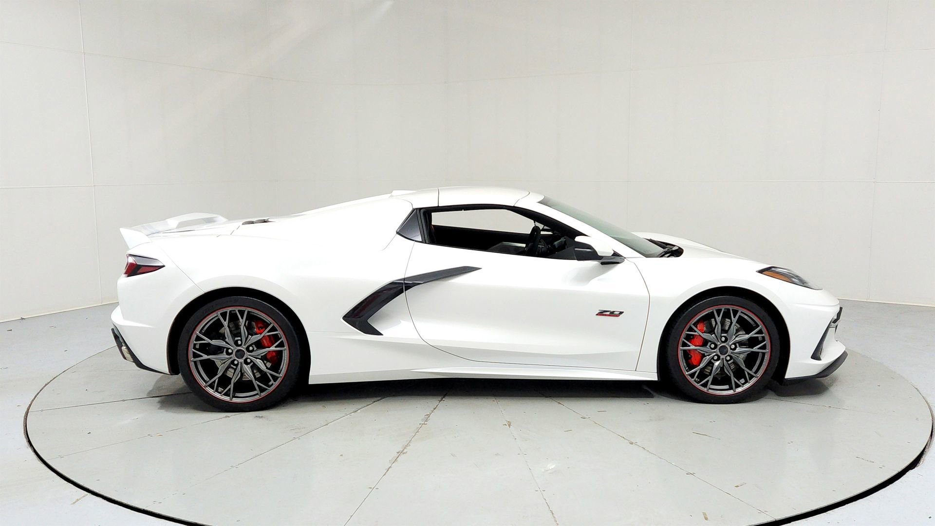 Certified 2023 Chevrolet Corvette Stingray Premium Conv w/ Z51 Performance Package RWD image 6