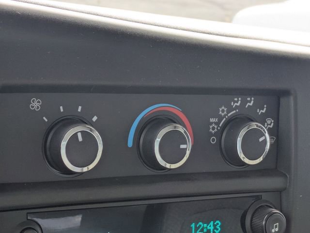 New 2024 GMC Savana 3500 w/ Power Convenience Package RWD image 20