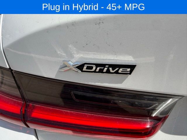 Used 2023 BMW 330e xDrive w/ Driving Assistance Package image 10