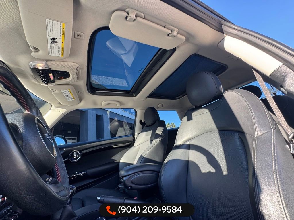 Used 2019 MINI Cooper S image 32