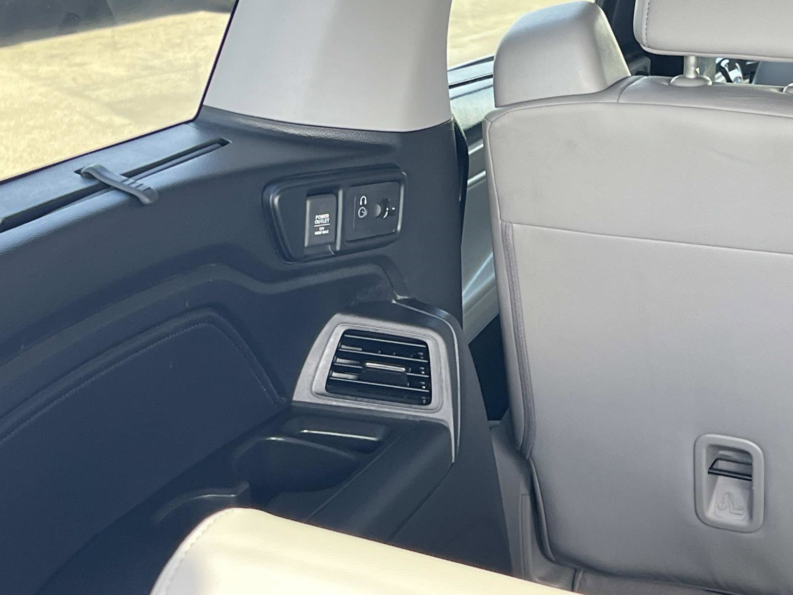Certified 2019 Honda Odyssey Touring image 27