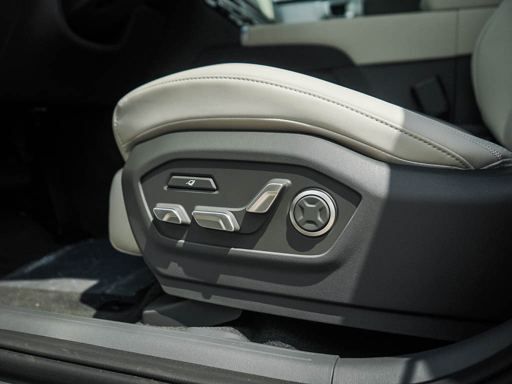 New 2026 Hyundai Santa Fe Calligraphy AWD/4WD image 21