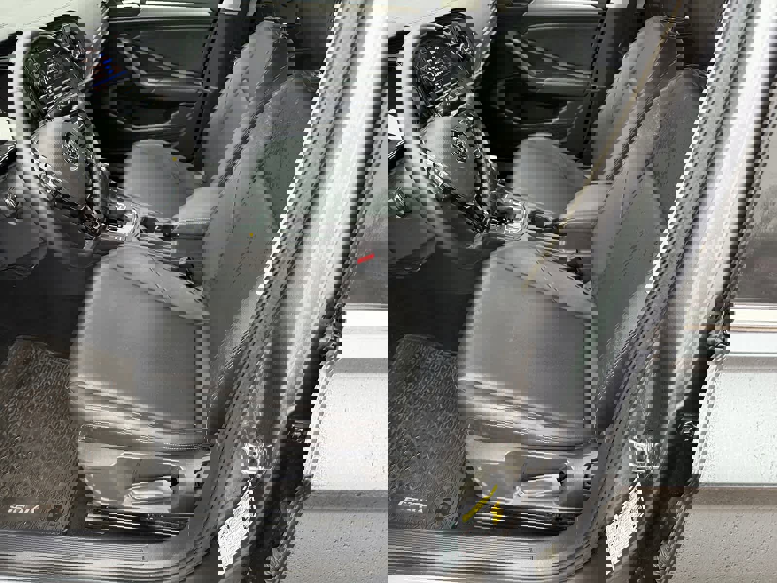 Used 2019 Volkswagen Jetta SE image 15