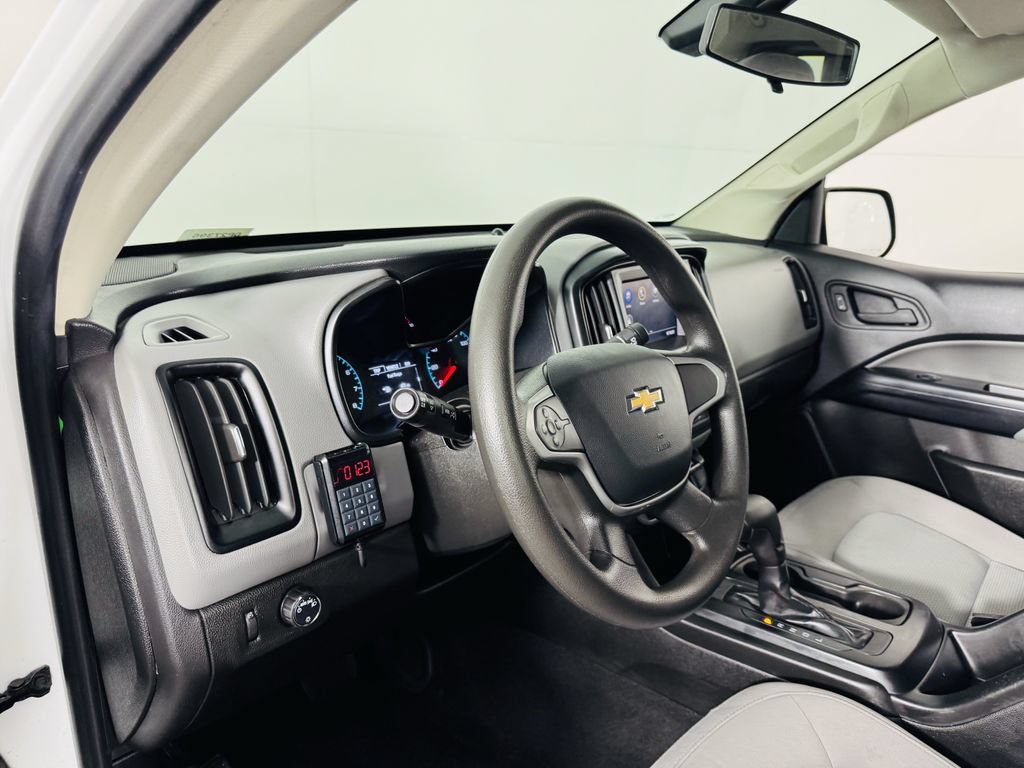 Used 2020 Chevrolet Colorado W/T w/ WT Convenience Package RWD image 7