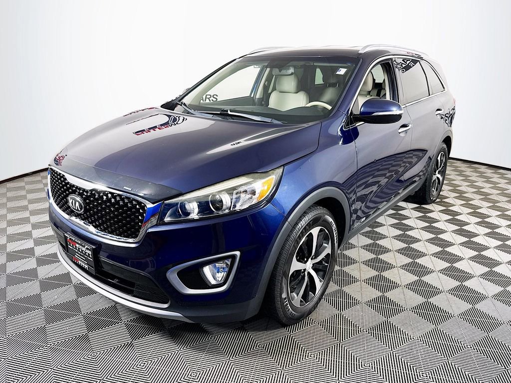 Used 2018 Kia Sorento EX image 3