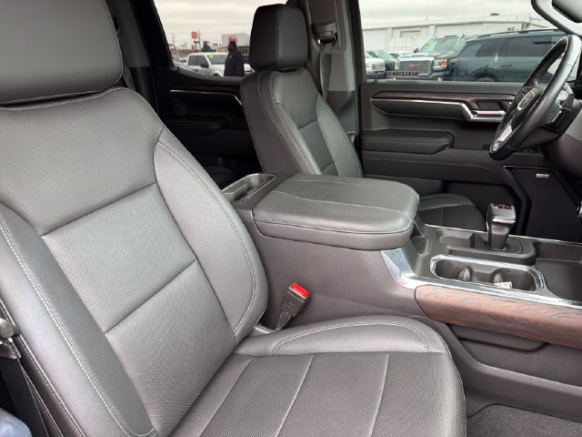 Used 2023 GMC Sierra 1500 SLT w/ SLT Premium Package AWD/4WD image 25