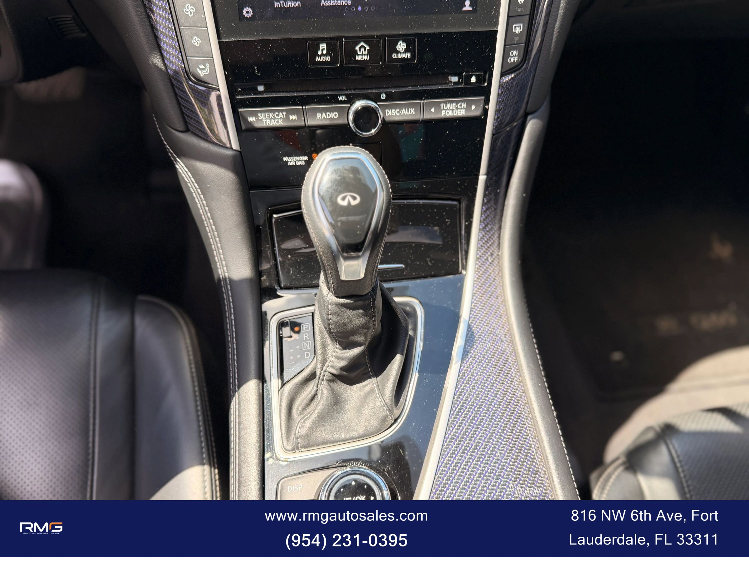 Used 2017 INFINITI Q60 3.0t w/ Premium Plus Package 3.0T AWD/4WD image 19