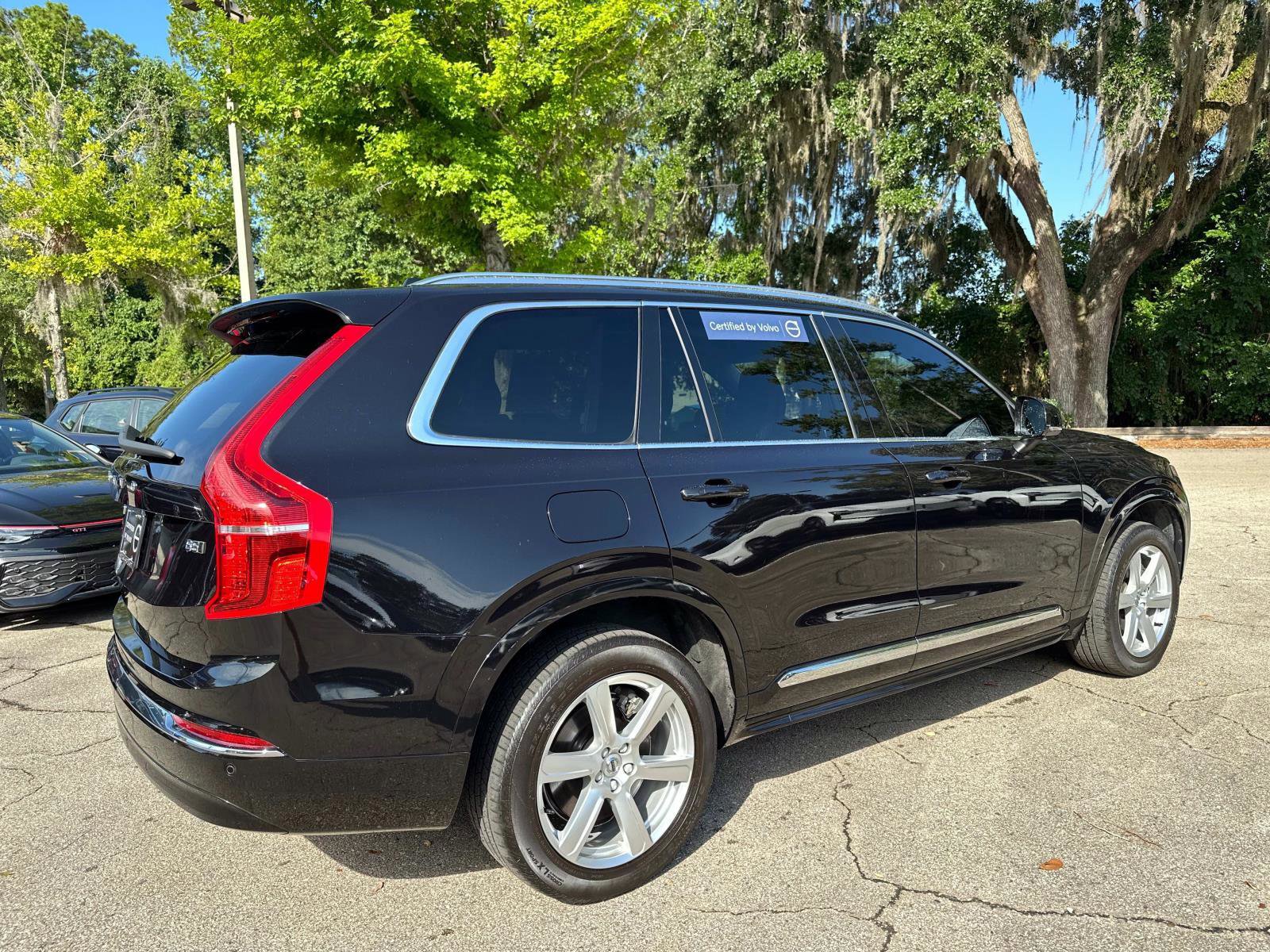 Certified 2024 Volvo XC90 B5 Core image 3