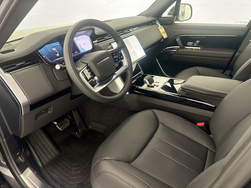 New 2026 Land Rover Range Rover Long Wheelbase SE image 9