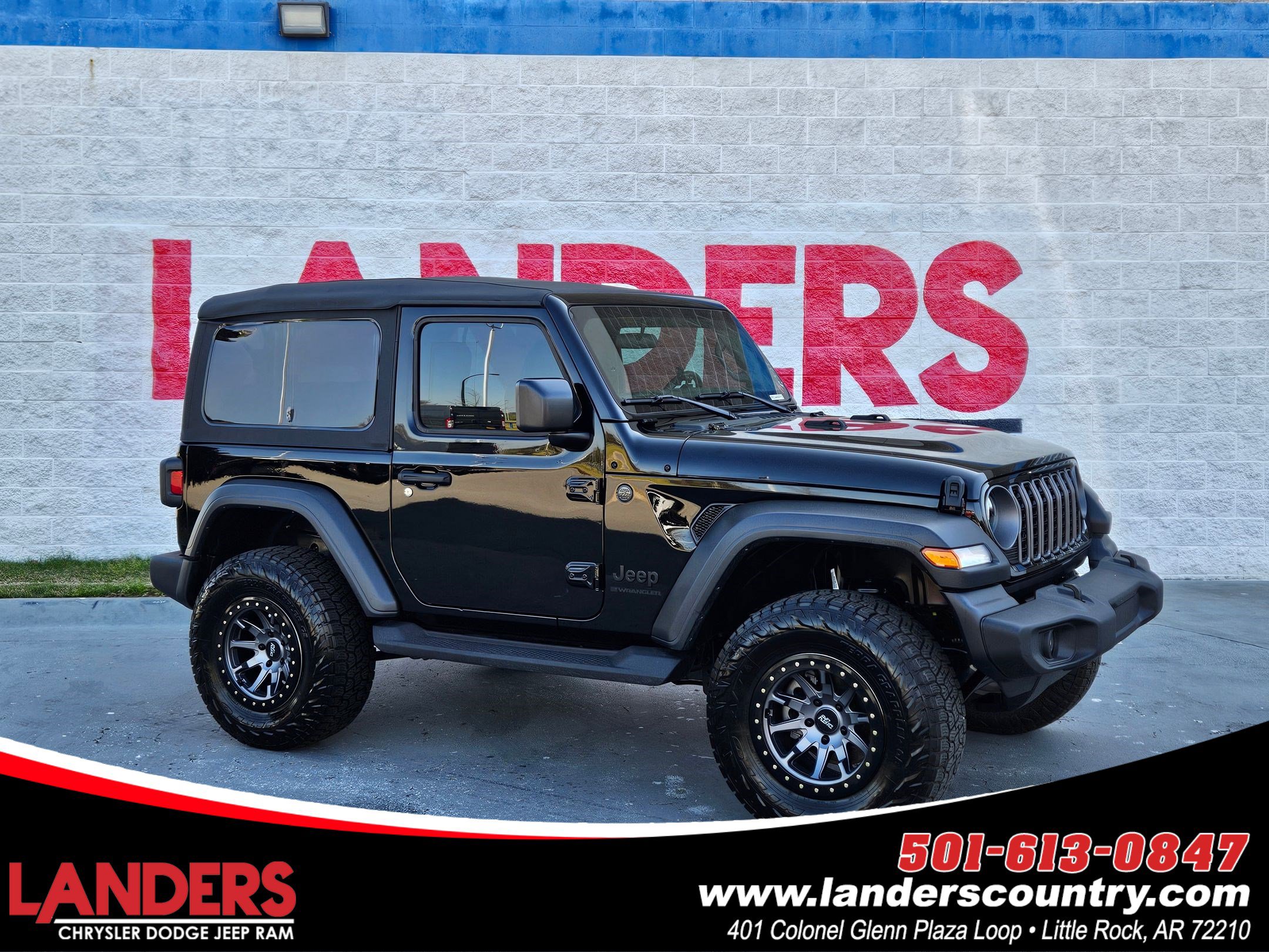 Used 2025 Jeep Wrangler Sport image 1