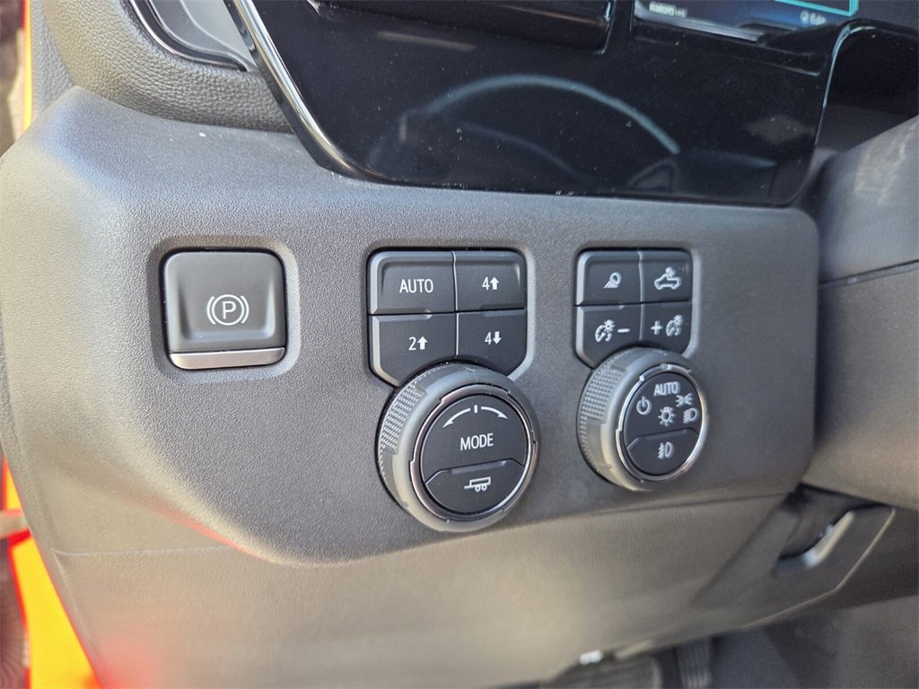 Used 2022 Chevrolet Silverado 1500 ZR2 image 27