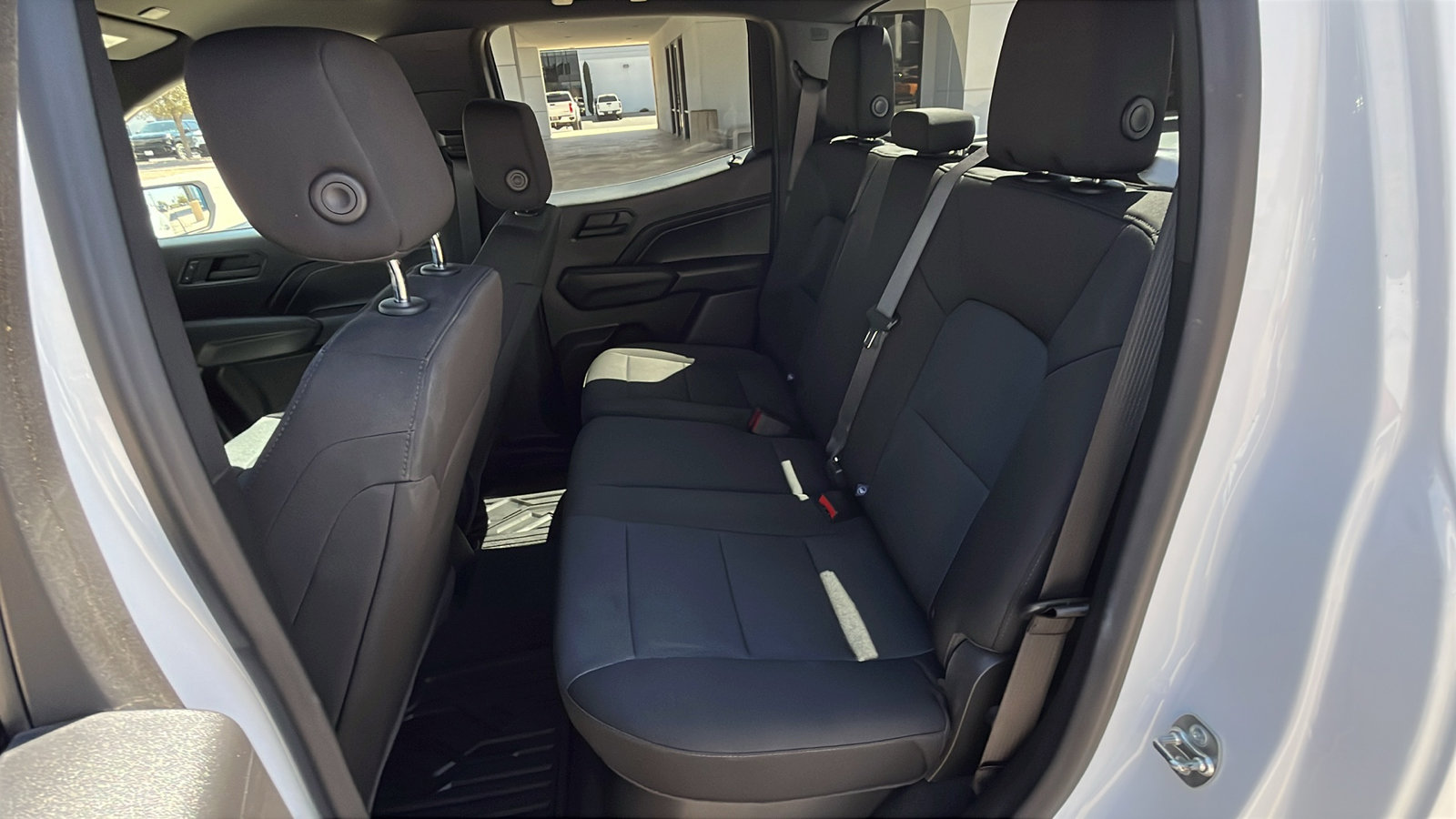 Used 2024 Chevrolet Colorado W/T RWD image 24