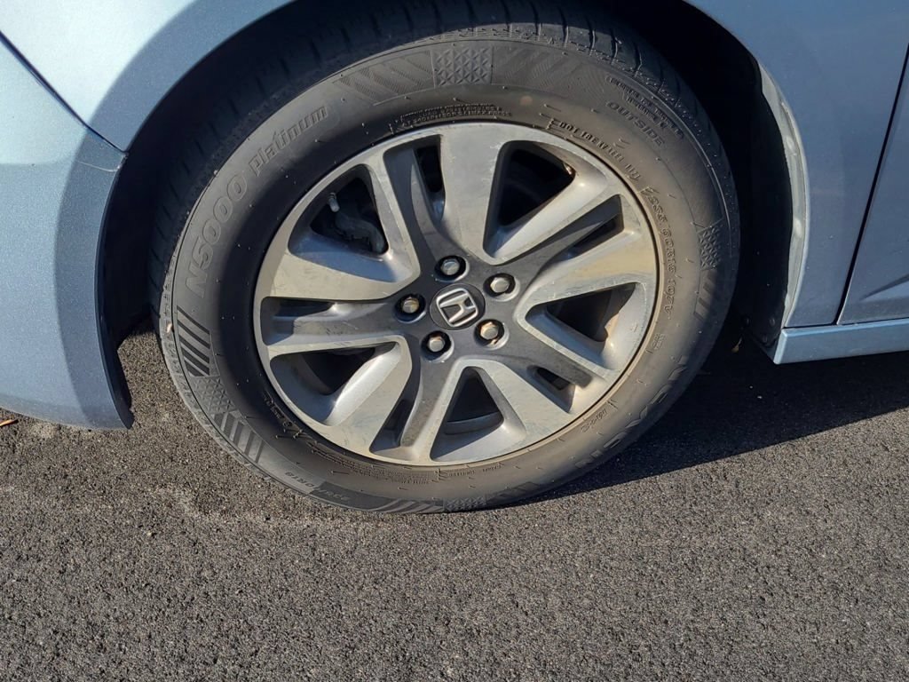 Used 2014 Honda Odyssey Touring Elite image 3