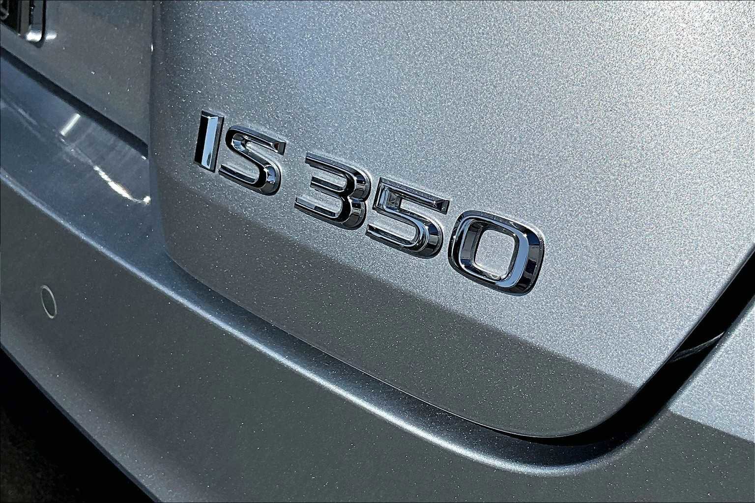 Used 2023 Lexus IS 350 F Sport image 7