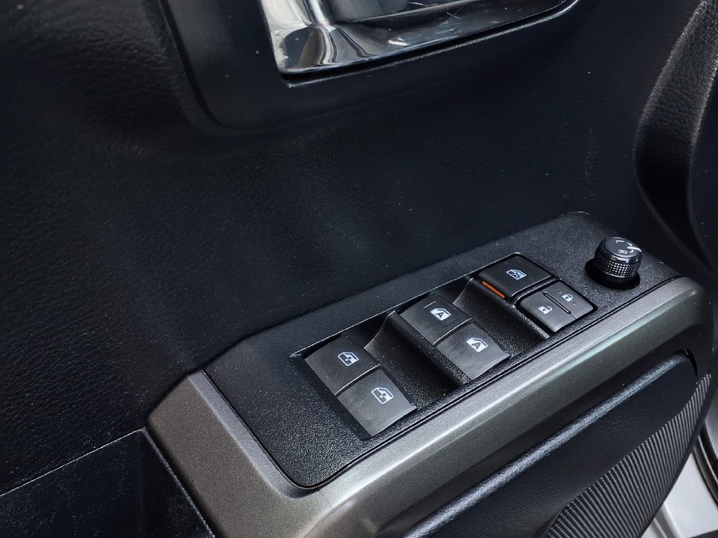 Used 2019 Toyota Tacoma TRD Off-Road w/ Exterior Package AWD/4WD image 19