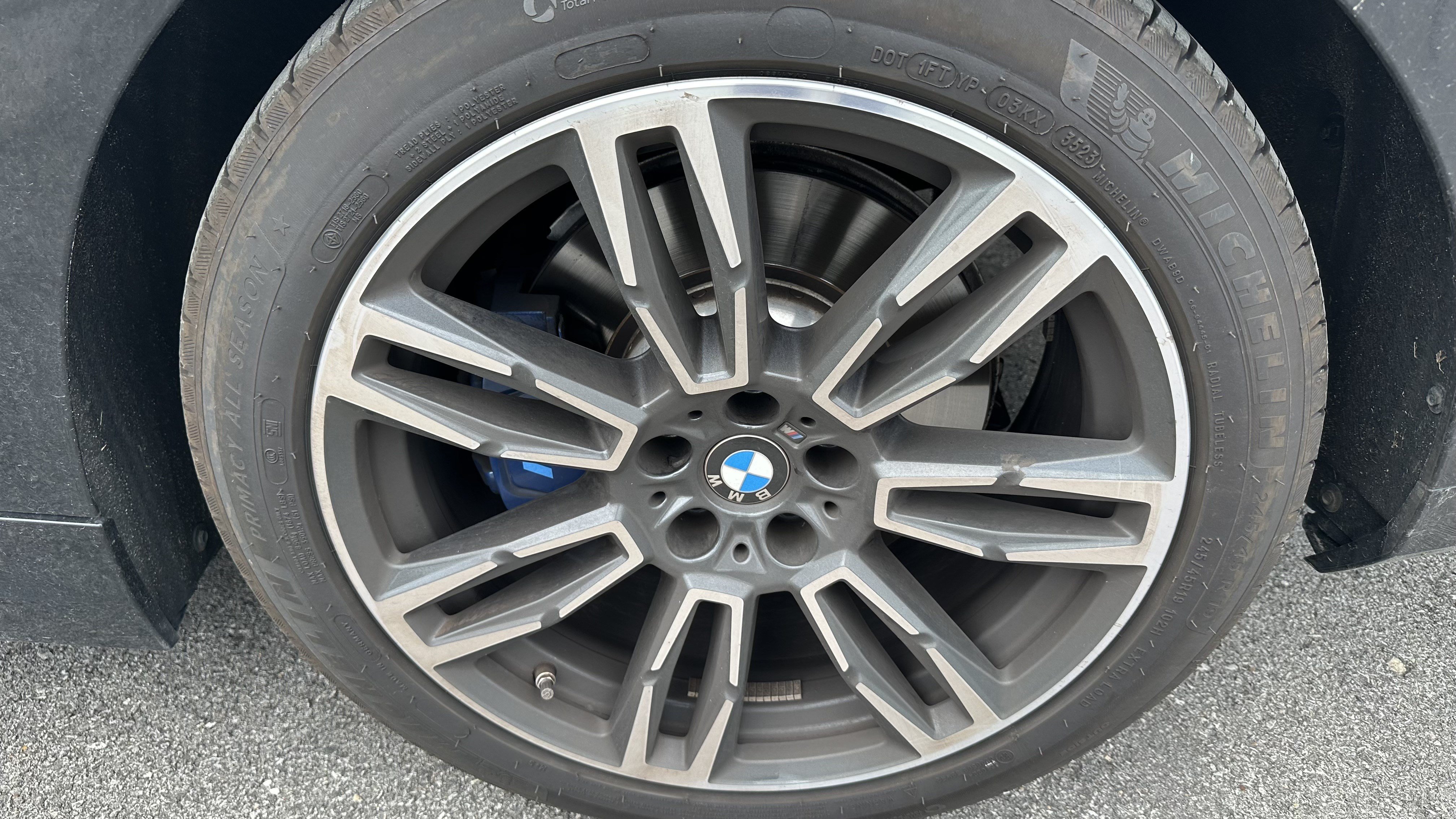 Used 2024 BMW 530i xDrive w/ M Sport Package AWD/4WD image 13