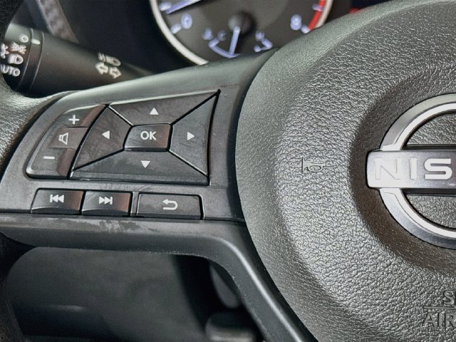 Used 2025 Nissan Sentra S FWD image 11