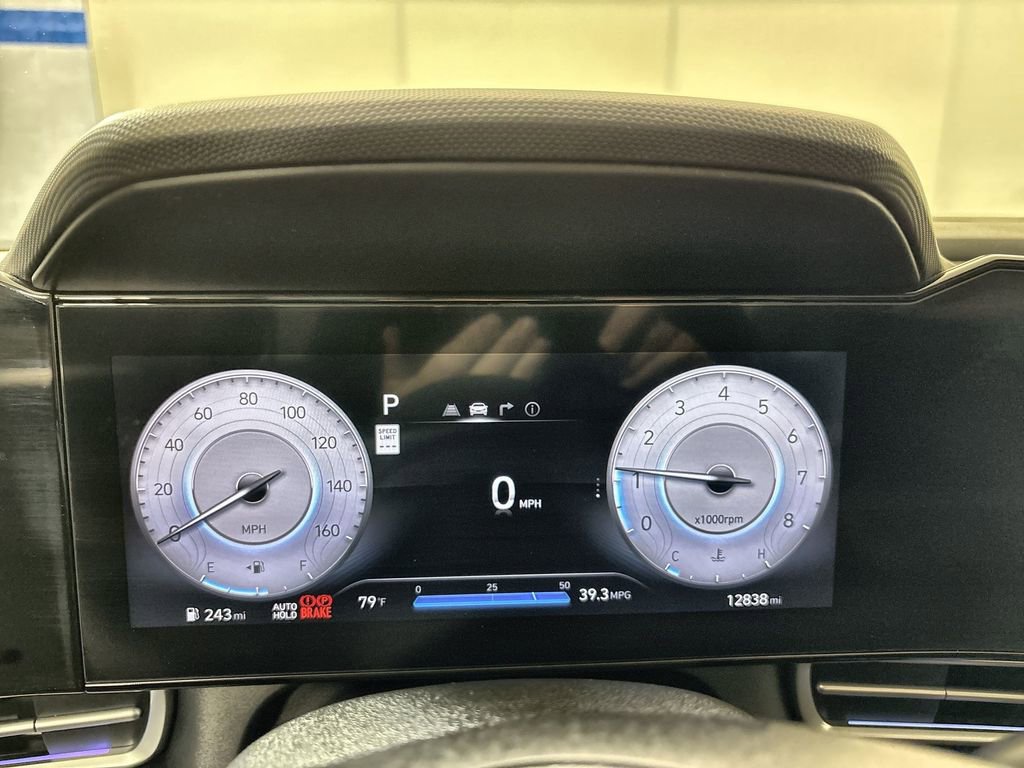 New 2025 Hyundai Elantra SEL FWD image 10