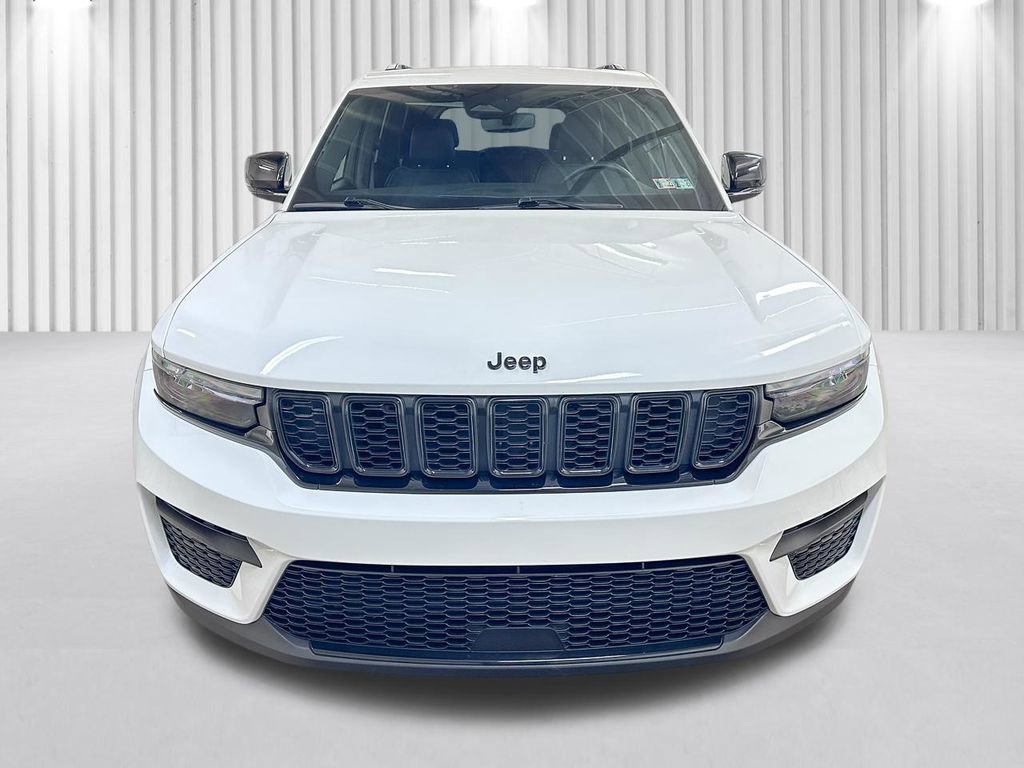 Certified 2023 Jeep Grand Cherokee Altitude image 14
