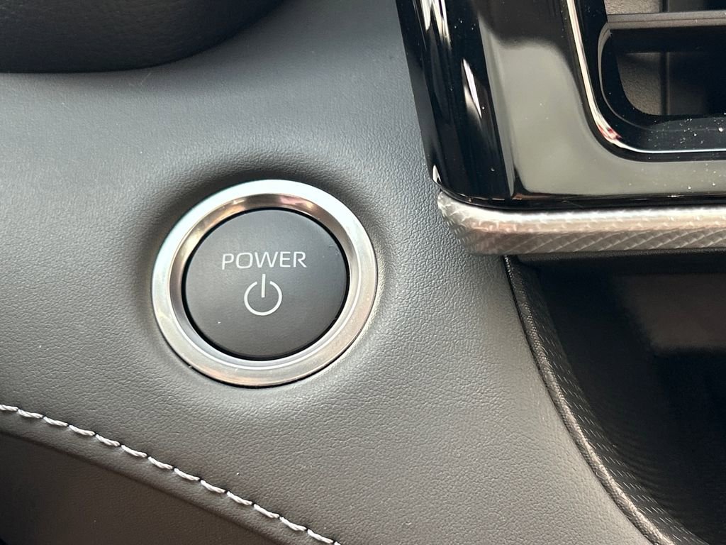 New 2026 Toyota Highlander Platinum image 22