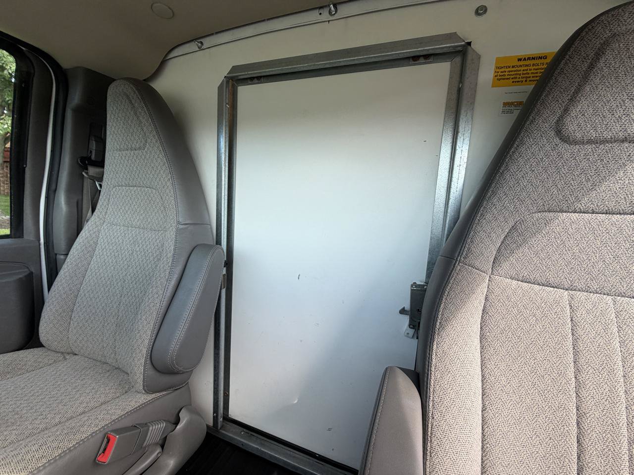 Used 2023 Chevrolet Express 3500 w/ Power Convenience Package RWD image 12