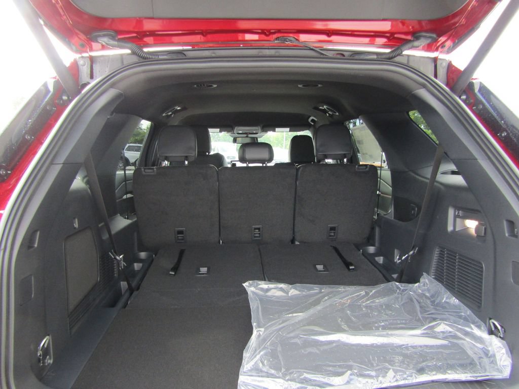 New 2027 Ford Explorer ST-Line w/ Premium Package AWD/4WD image 14