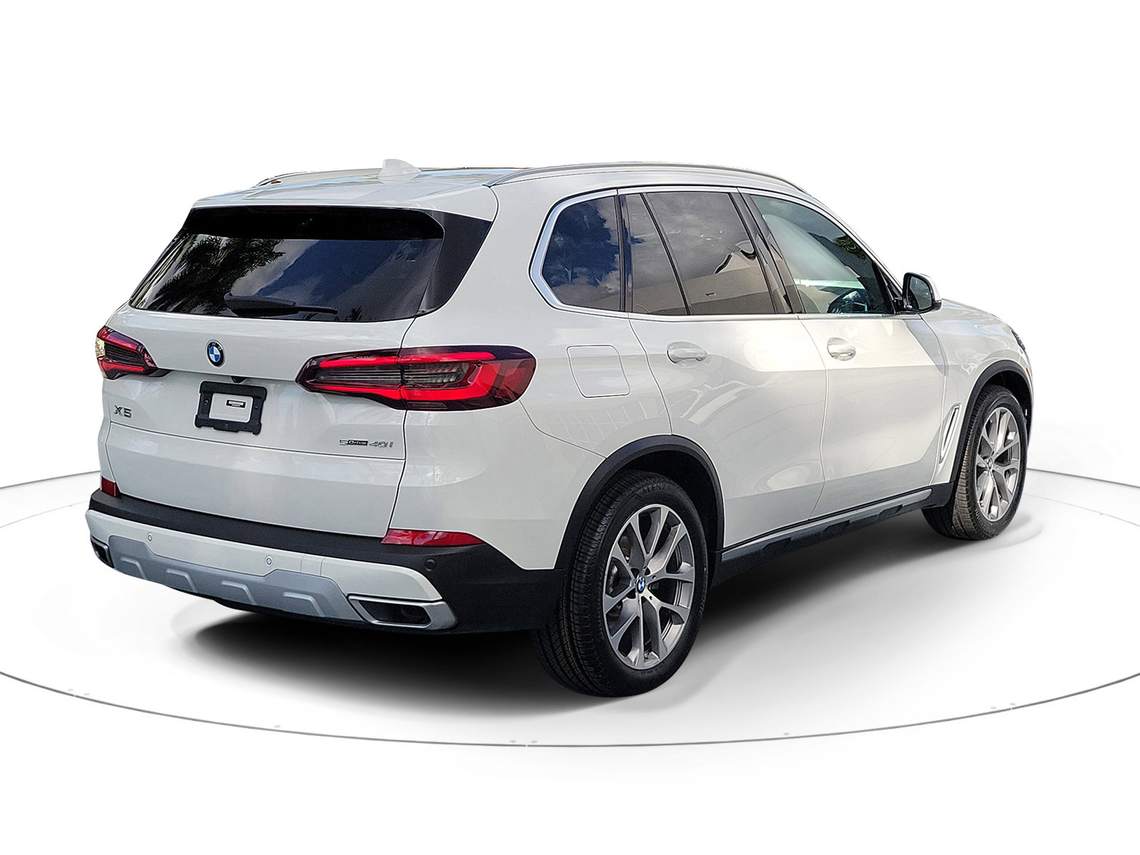Used 2022 BMW X5 sDrive40i w/ Premium Package image 4