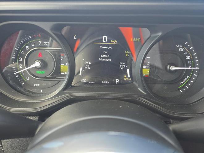 Used 2025 Jeep Wrangler Unlimited Sahara w/ Safety Group image 20