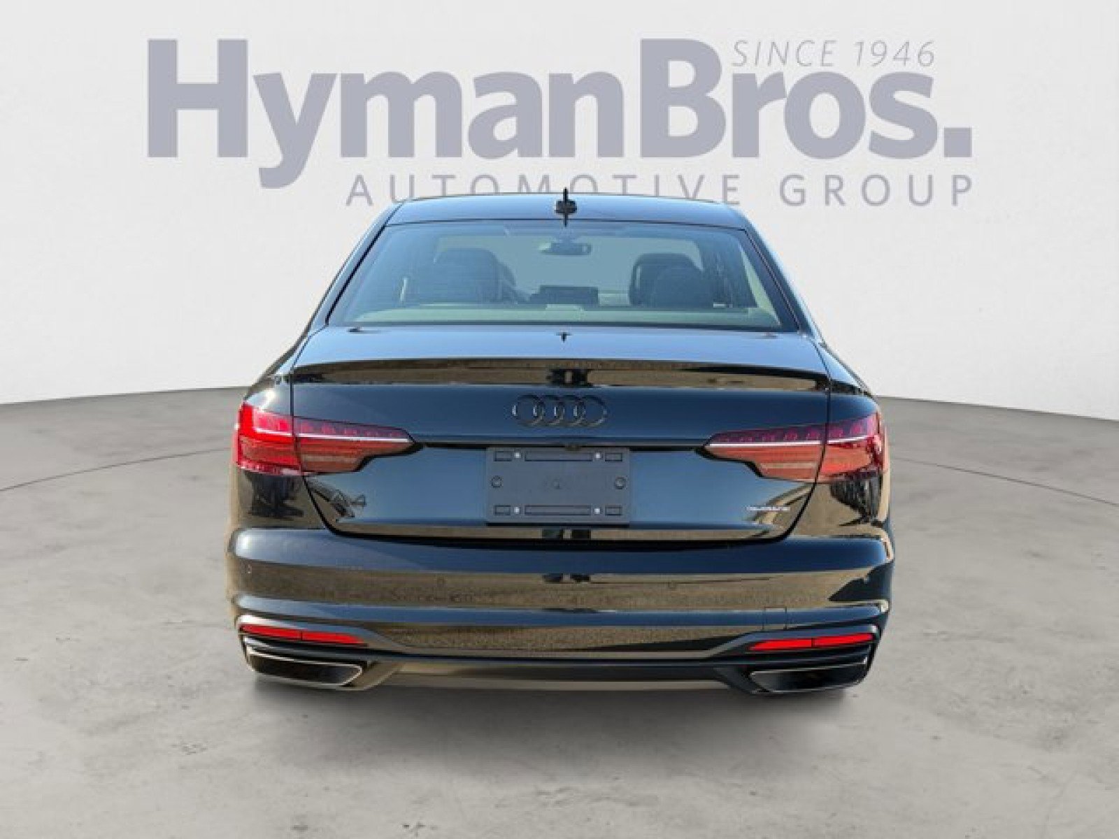Used 2023 Audi A4 2.0T Prestige w/ Prestige Package image 4