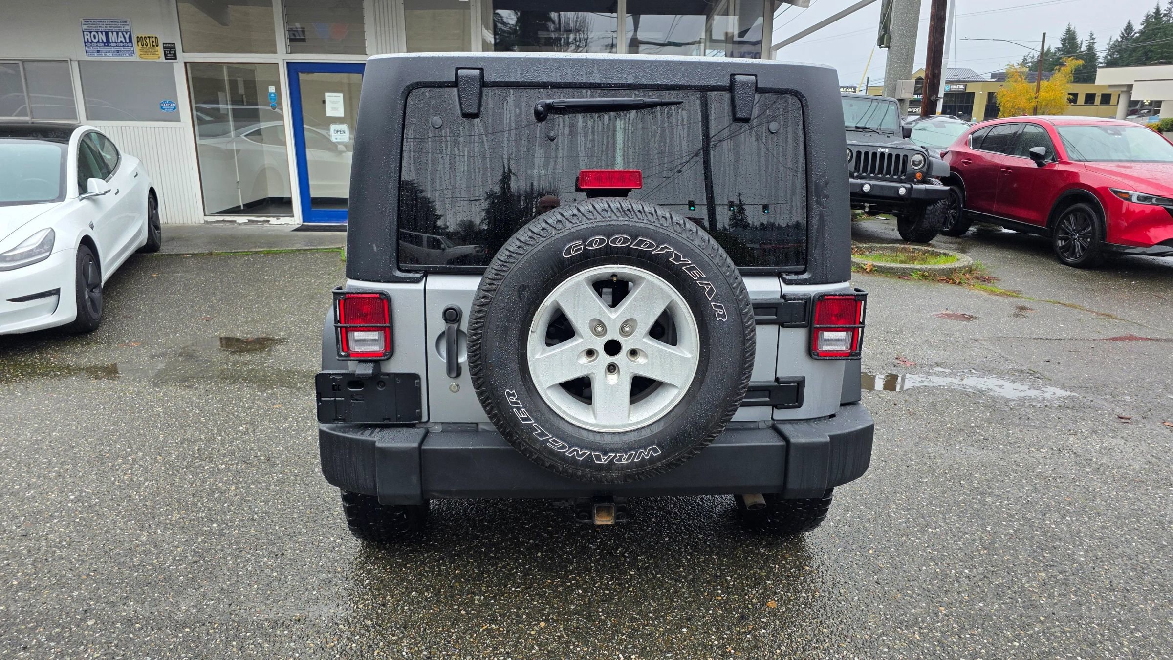 Used 2018 Jeep Wrangler Unlimited Sport S image 5