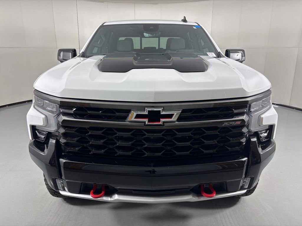 Used 2024 Chevrolet Silverado 1500 ZR2 w/ Technology Package image 4