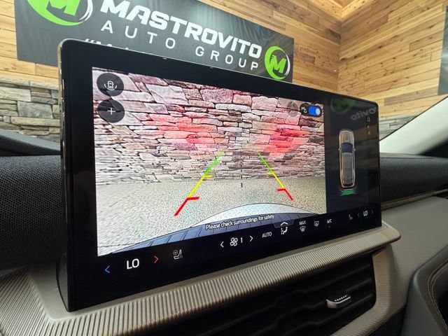 Used 2025 Ford Explorer Active w/ Active Comfort Package AWD/4WD image 25
