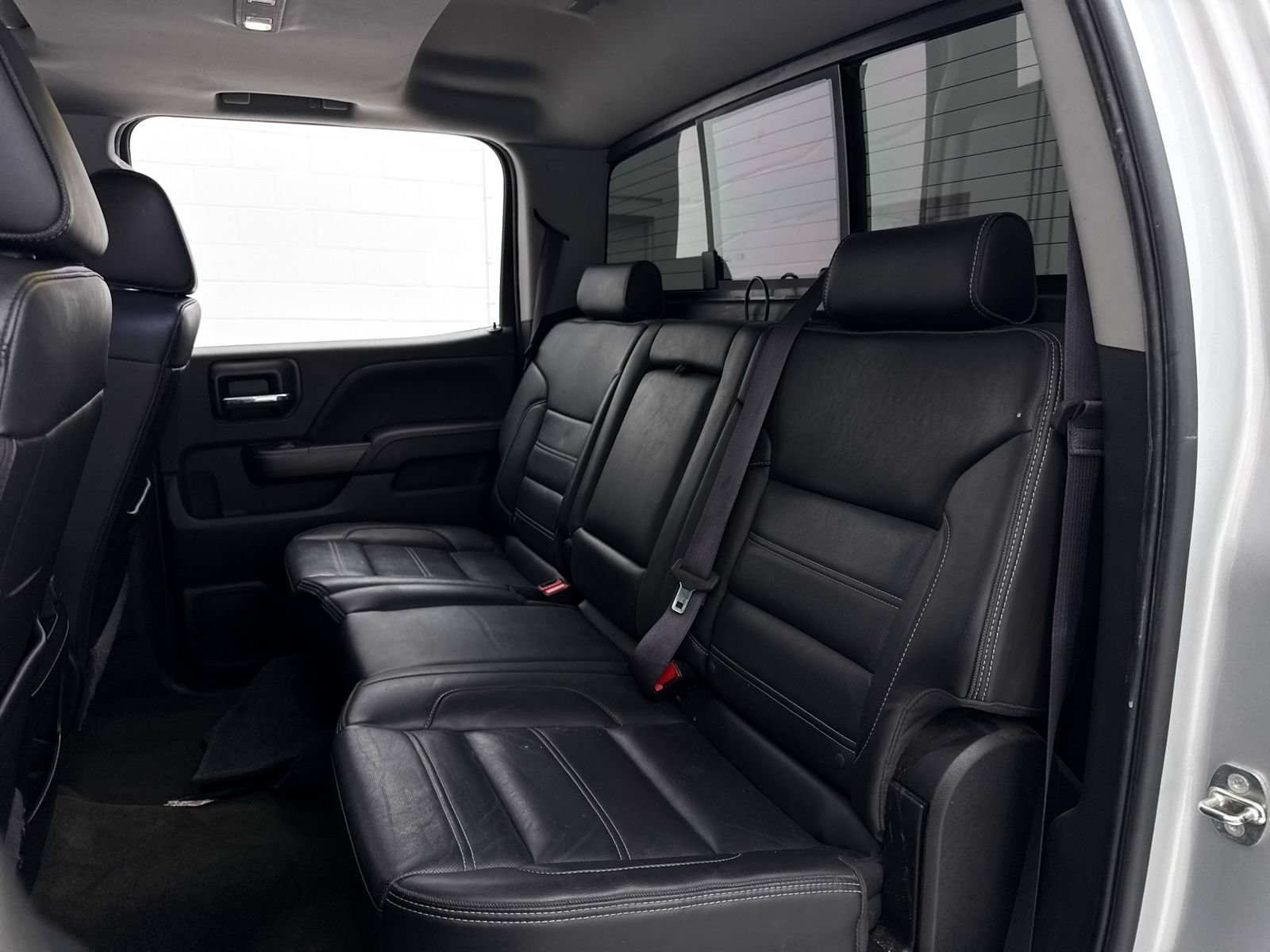 Used 2017 GMC Sierra 1500 Denali w/ Denali Ultimate Package AWD/4WD image 29