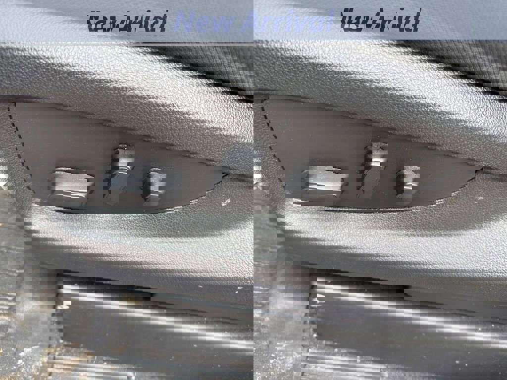 Certified 2019 Chevrolet Silverado 1500 LT w/ All Star Edition AWD/4WD image 10