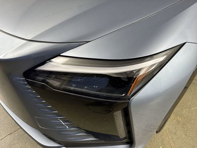 Used 2023 Lexus RZ 450e Premium w/ Accessory Package (2T) image 31