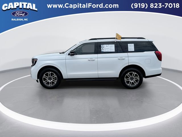 Certified 2025 Ford Expedition Active image 5