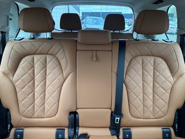 Certified 2024 BMW X7 xDrive40i w/ Premium Package image 26
