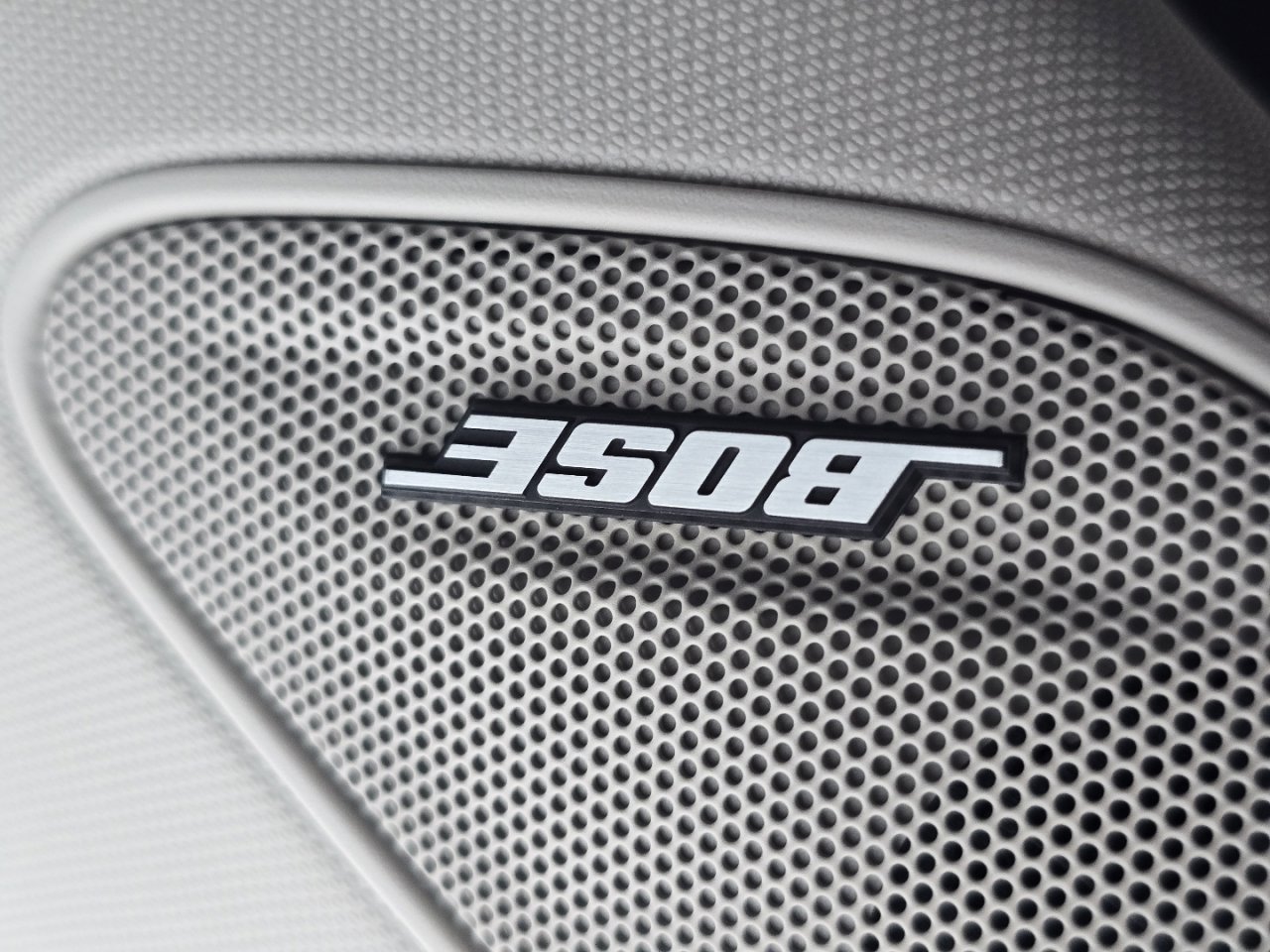 New 2025 Honda Pilot Touring image 11