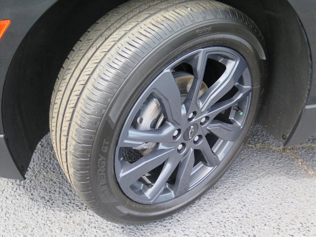 Used 2024 Chevrolet Equinox RS w/ RS Leather Package FWD image 18