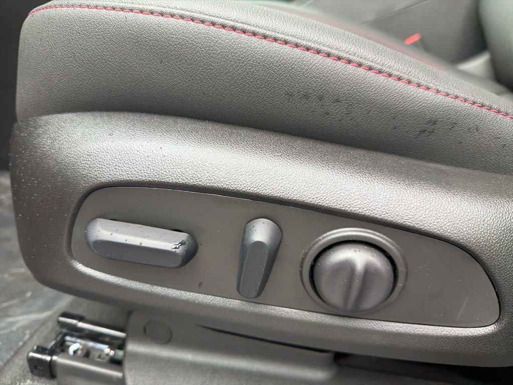 New 2025 Chevrolet Blazer RS w/ Driver Confidence II Package image 20