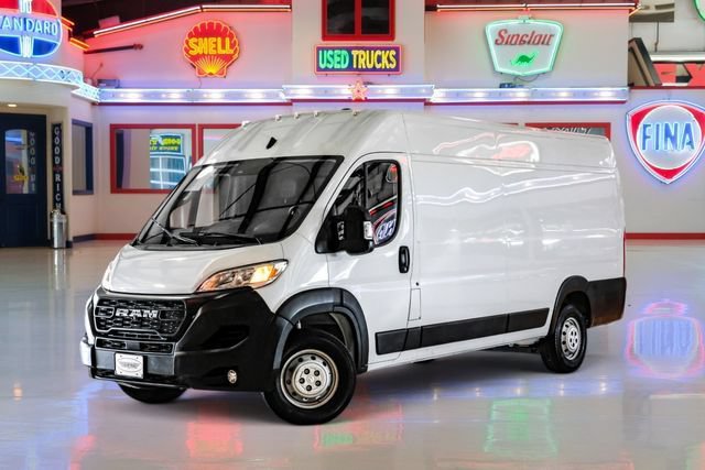Used 2023 RAM ProMaster 3500 w/ Driver Convenience Group FWD image 2