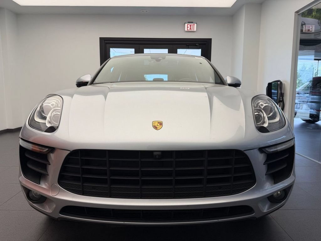 Used 2017 Porsche Macan AWD/4WD image 23