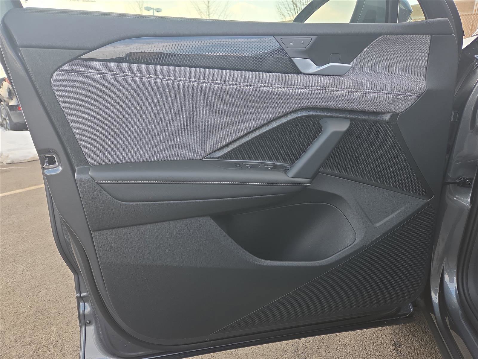 New 2026 Volkswagen Tiguan S image 12