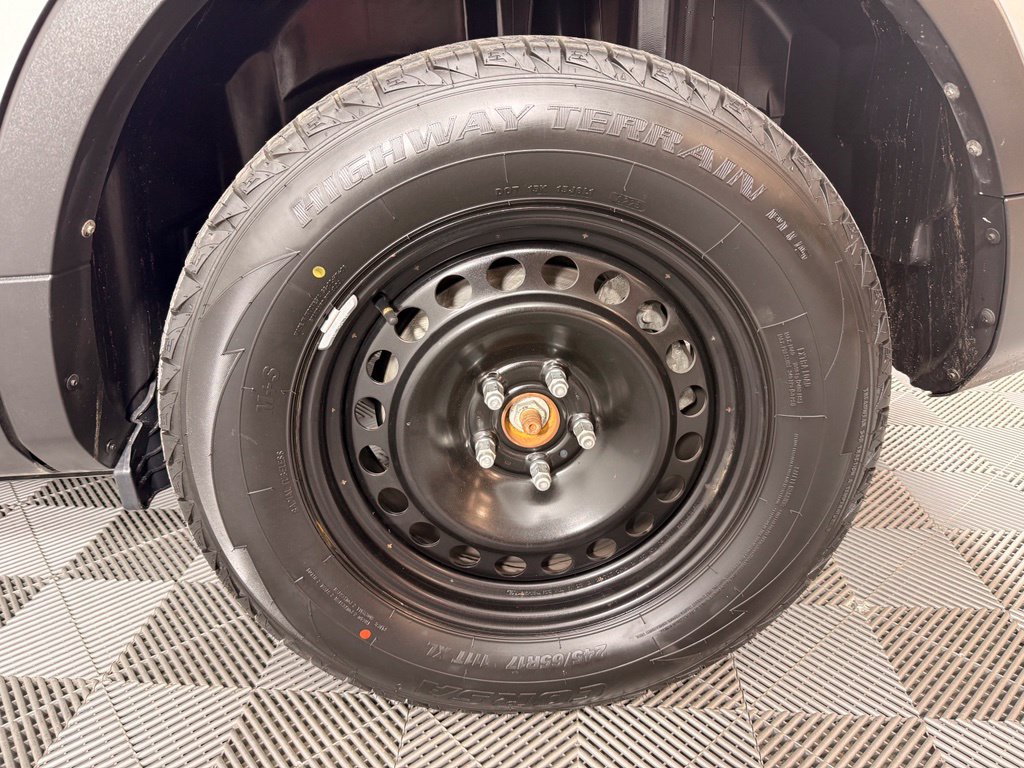 Used 2013 Ford Explorer 4WD w/ Class III Trailer Tow Pkg image 15