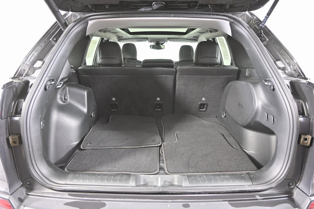 Used 2022 Jeep Cherokee Limited image 17